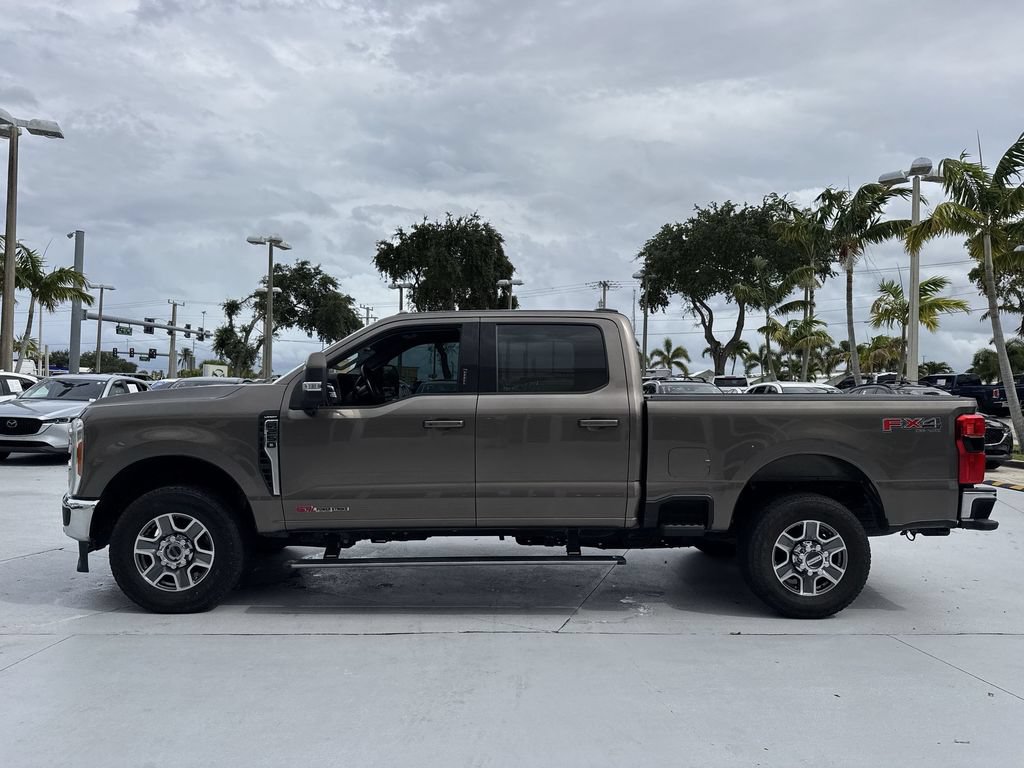 Used 2023 Ford F250 Lariat w/ Lariat Ultimate Package AWD/4WD image 27