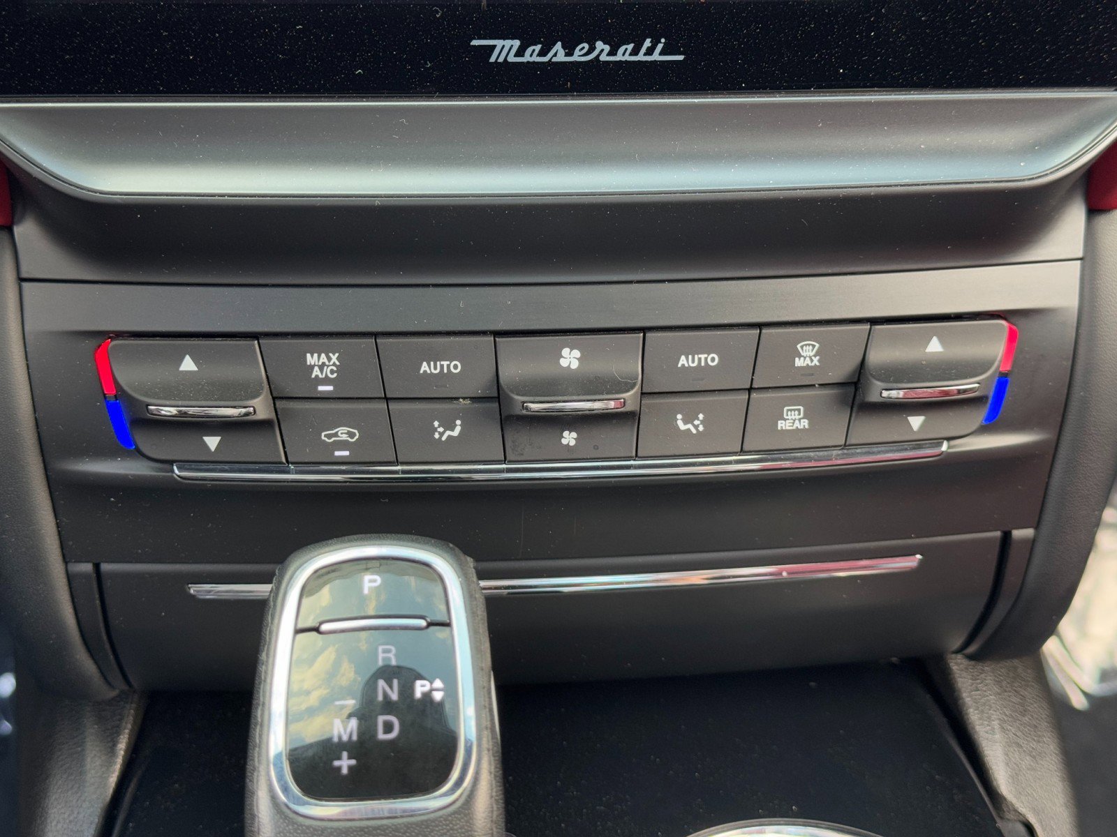 Used 2021 Maserati Ghibli Trofeo RWD image 30