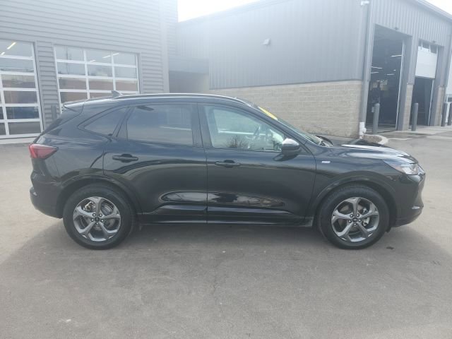 Used 2023 Ford Escape ST-Line Select w/ Tech Pack #2 image 4