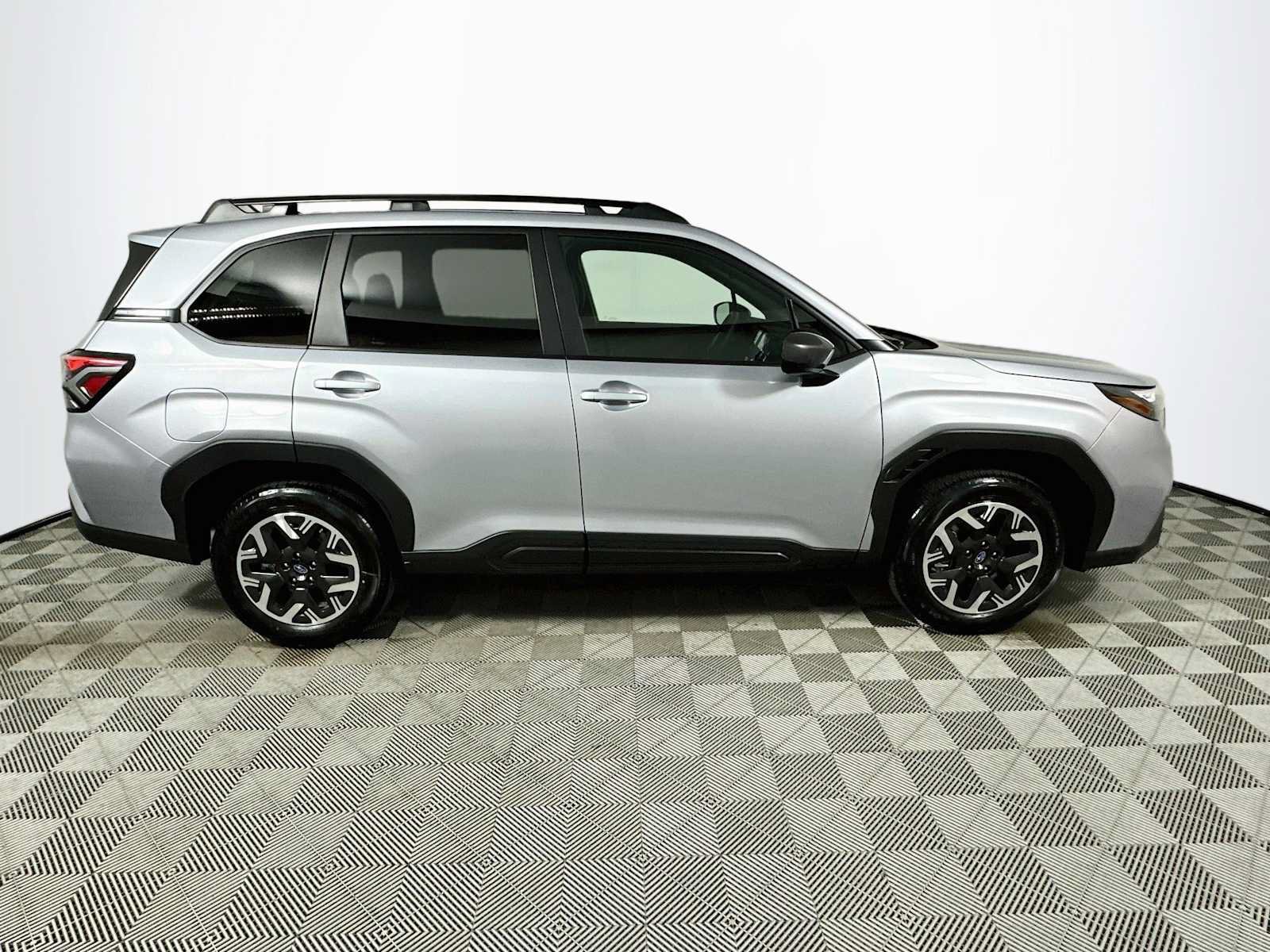 Certified 2026 Subaru Forester Premium AWD/4WD image 8
