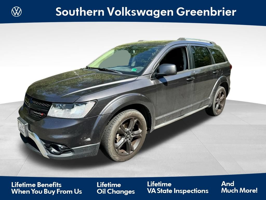 Used 2020 Dodge Journey Crossroad FWD image 1