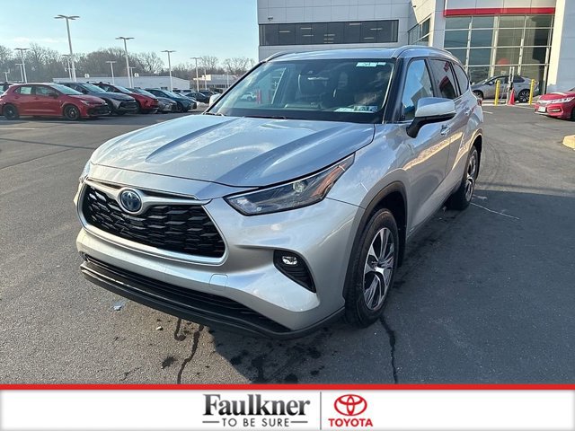 Used 2023 Toyota Highlander XLE image 17