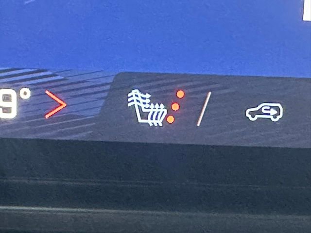 Certified 2024 Chevrolet Equinox EV RS image 32