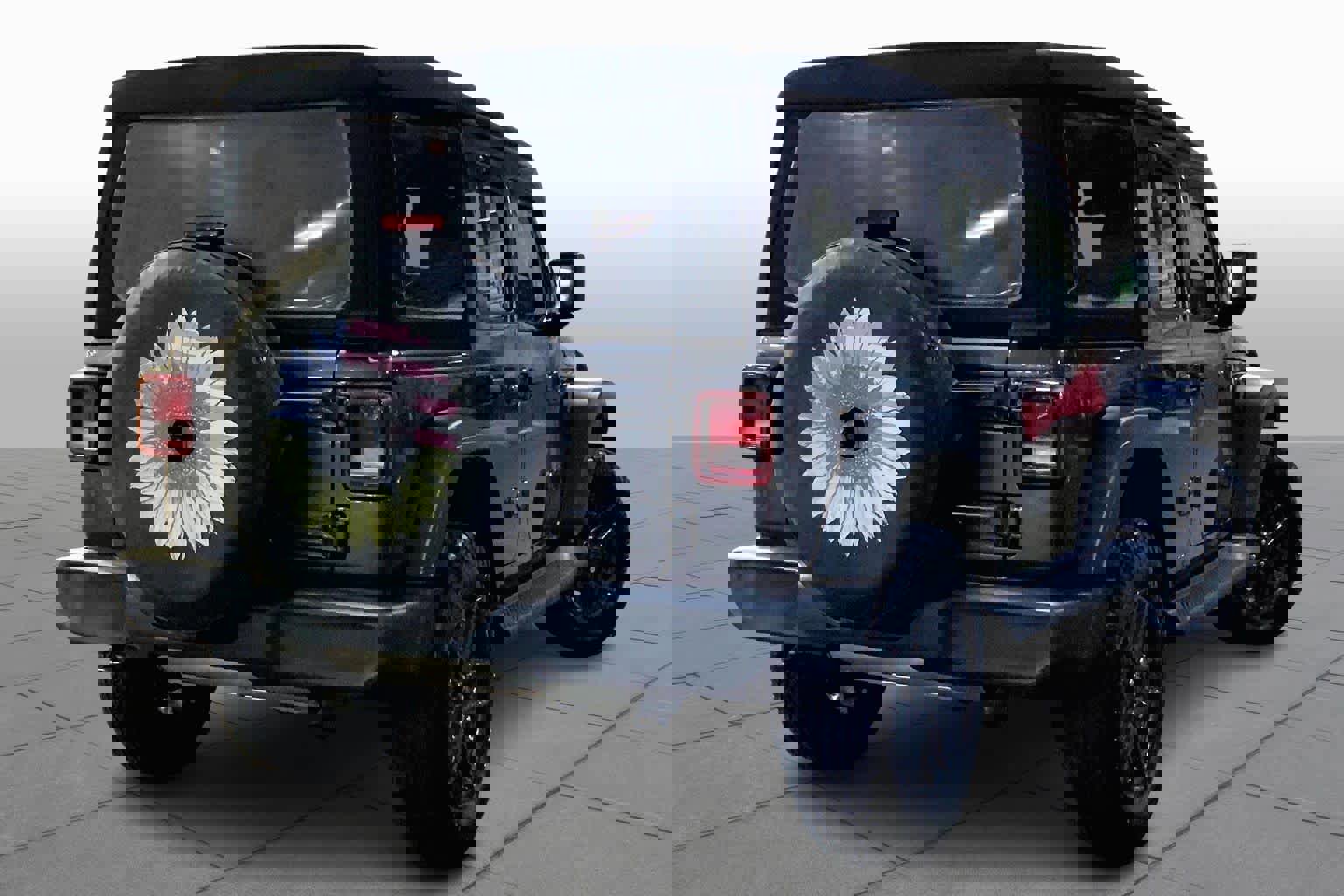 Used 2024 Jeep Wrangler Sport S image 13