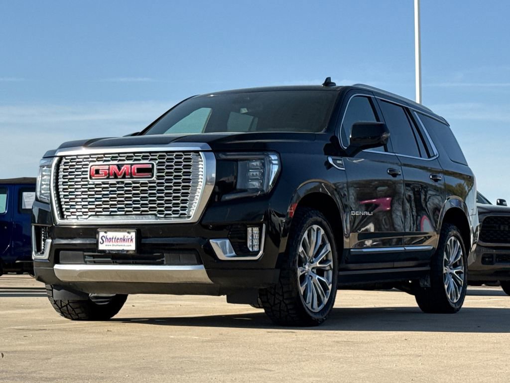 Used 2023 GMC Yukon Denali AWD/4WD image 3