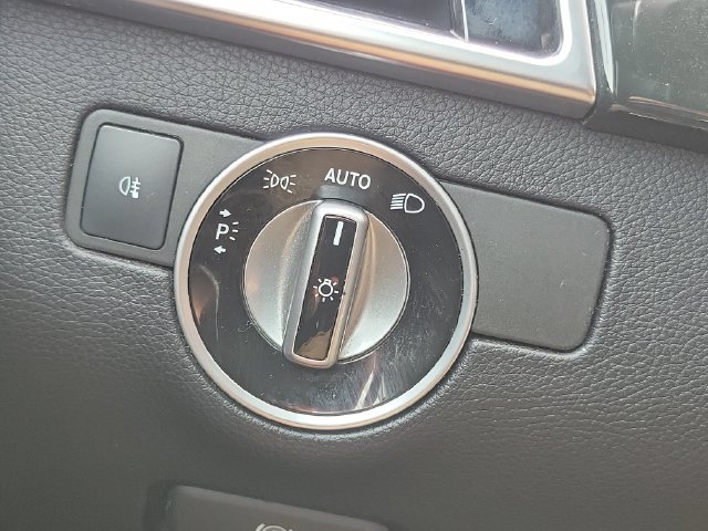 Used 2017 Mercedes-Benz GLE 350 4MATIC image 9