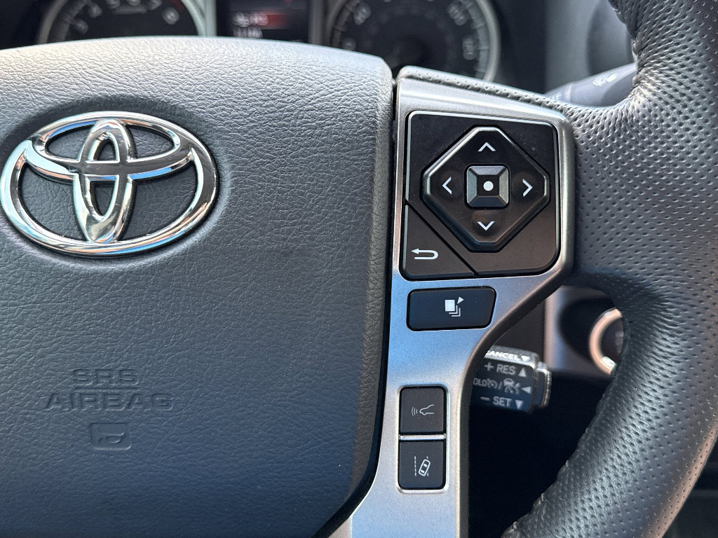 Used 2023 Toyota Tacoma SR5 w/ Technology Package AWD/4WD image 14