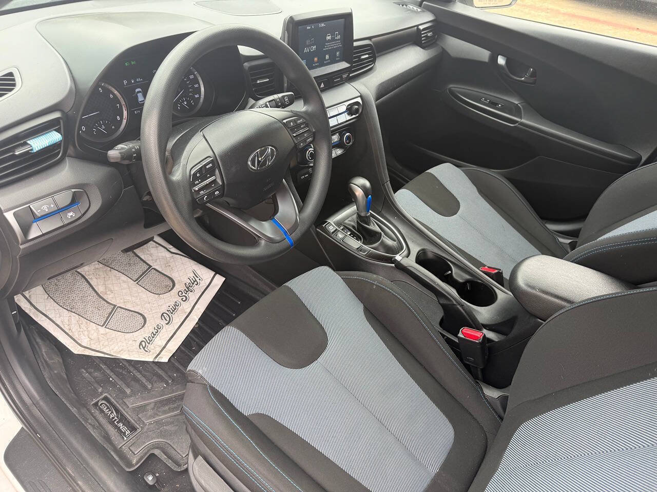 Used 2019 Hyundai Veloster 2.0 FWD image 11