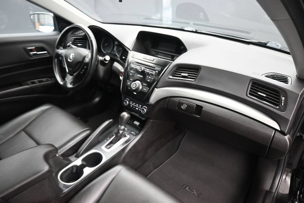 Used 2018 Acura ILX FWD image 42