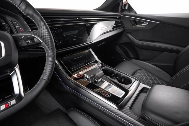 Used 2024 Audi SQ8 Prestige AWD/4WD image 30