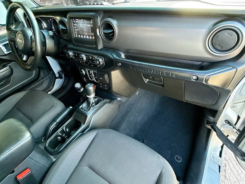 Used 2023 Jeep Wrangler Unlimited w/ Cold Weather Group image 33