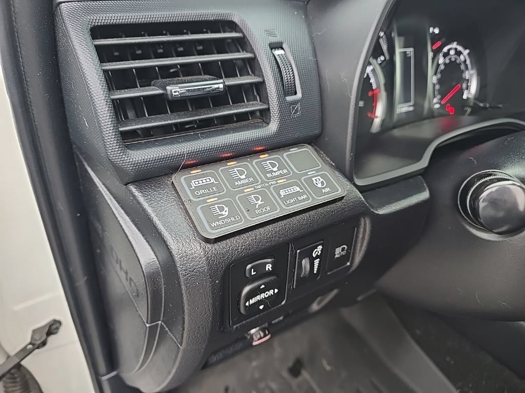 Used 2021 Toyota 4Runner TRD Off-Road Premium w/ Moonroof Package AWD/4WD image 10