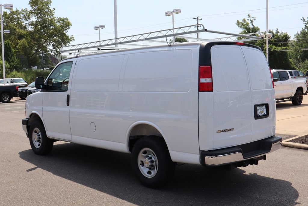 New 2025 Chevrolet Express 2500 w/ Driver Convenience Package RWD image 23