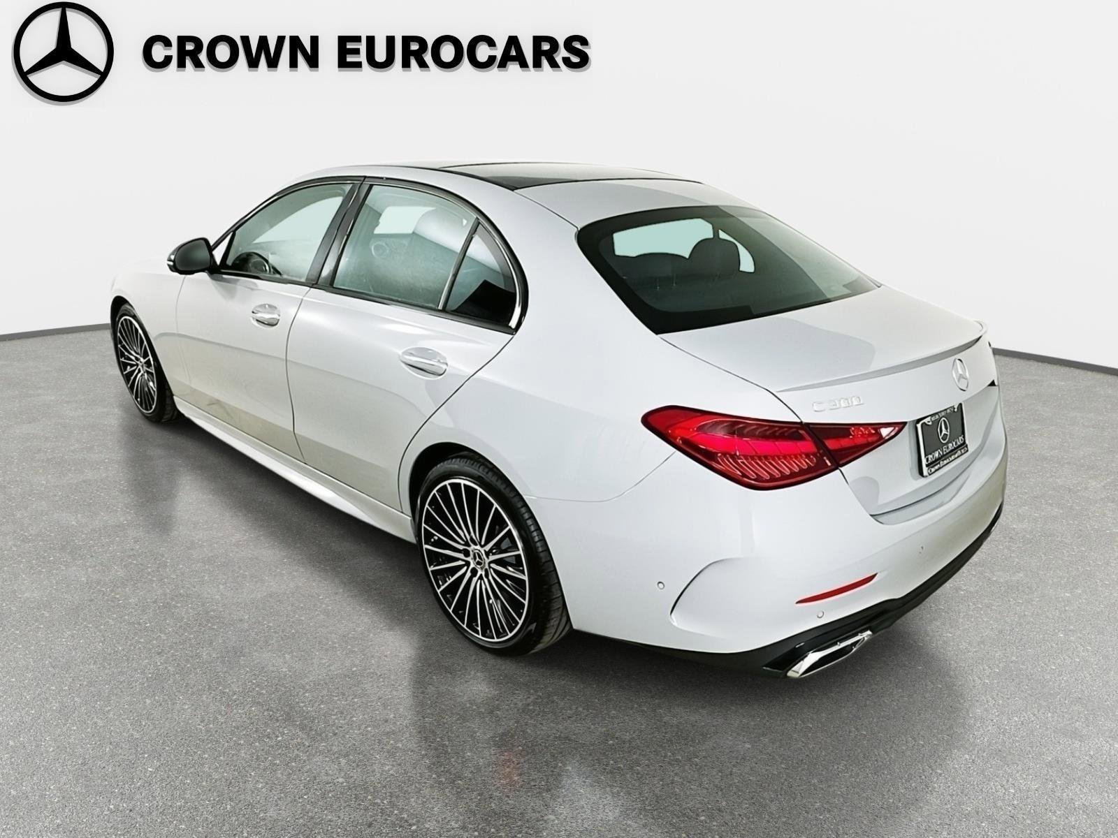 Used 2025 Mercedes-Benz C 300 4MATIC Sedan image 5