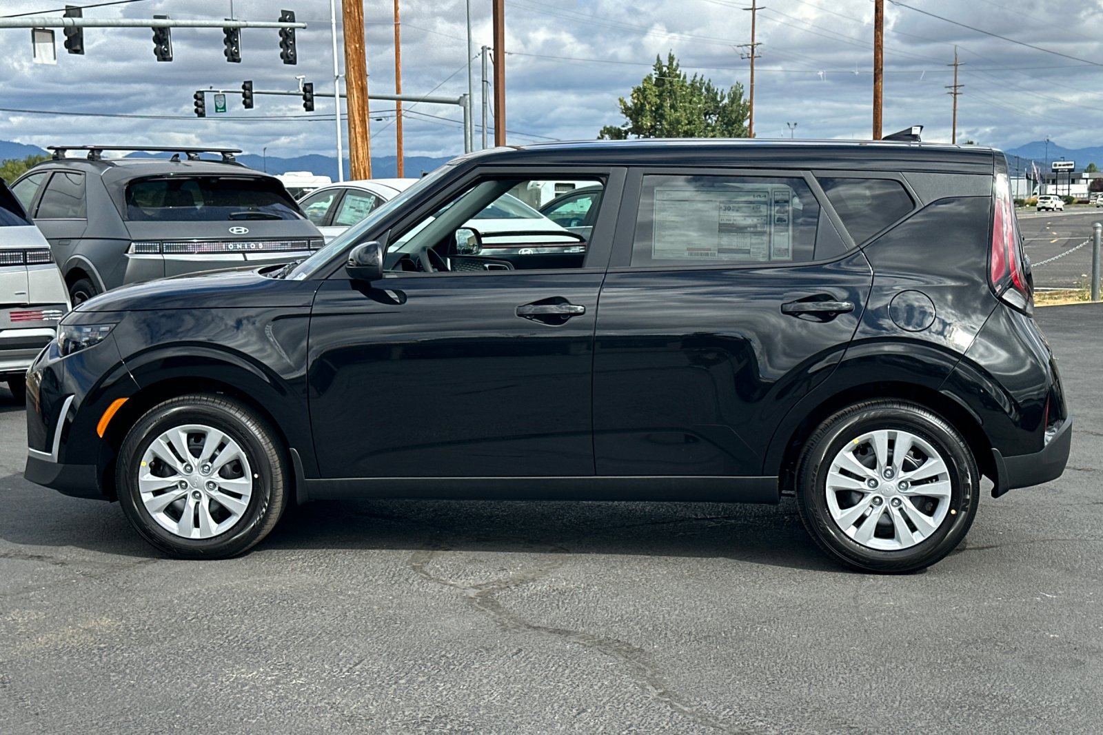 New 2025 Kia Soul LX image 8