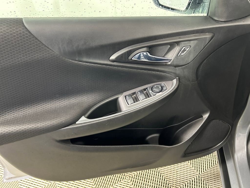 Used 2023 Chevrolet Malibu LT image 11