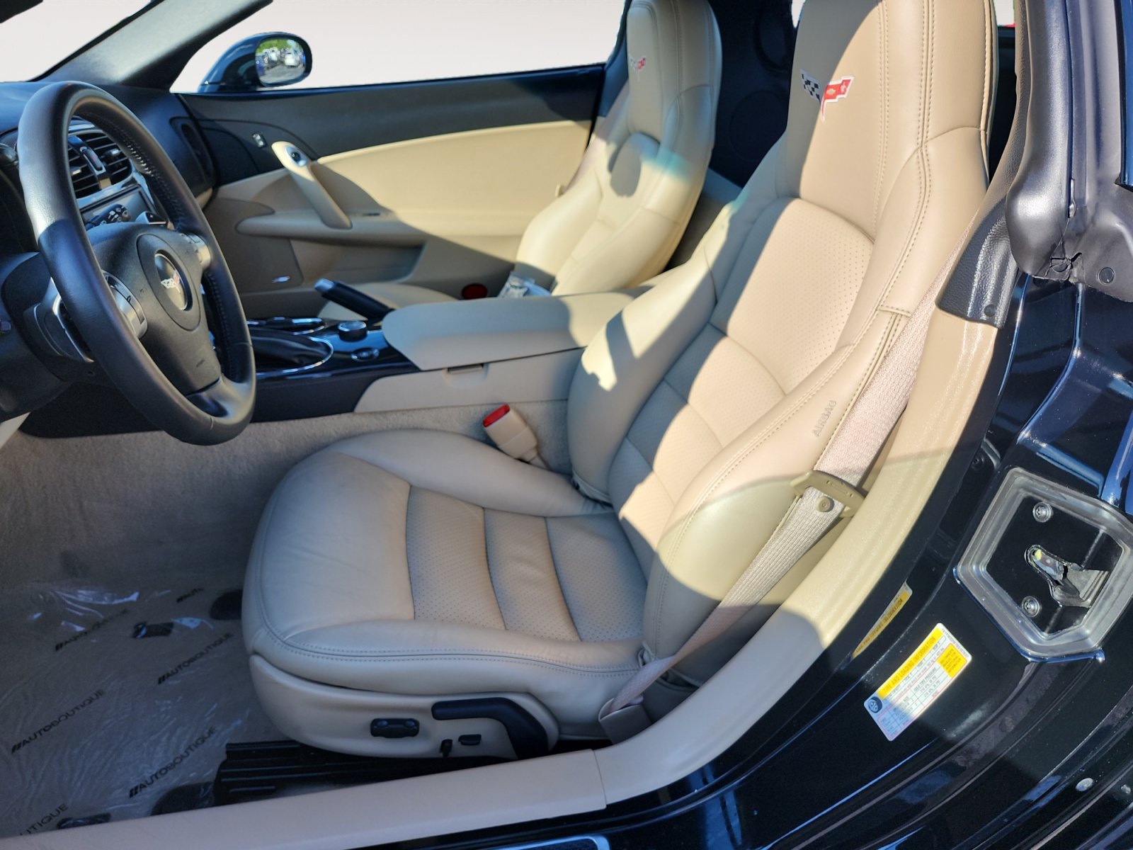 Used 2011 Chevrolet Corvette Grand Sport w/ Preferred Equipment Group RWD image 9