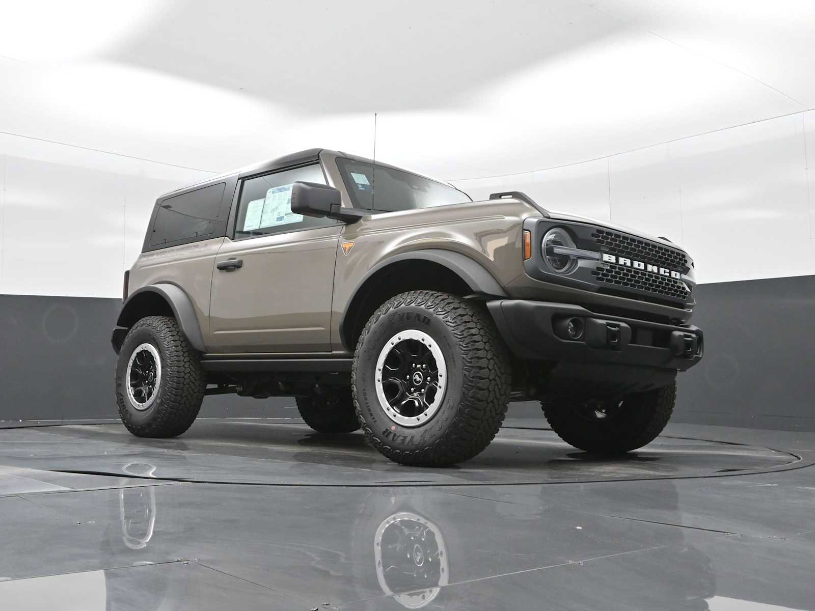 New 2025 Ford Bronco Badlands w/ Sasquatch Package image 18