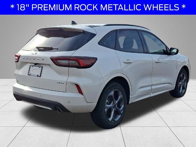 Certified 2023 Ford Escape ST-Line w/ Tech Pack #1 AWD/4WD image 4