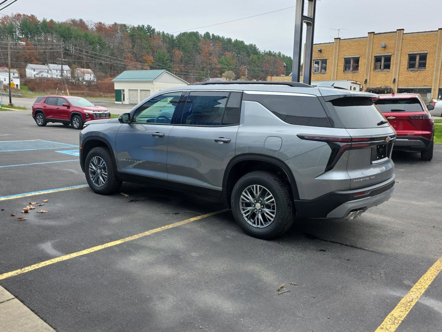 New 2026 Chevrolet Traverse LT image 10