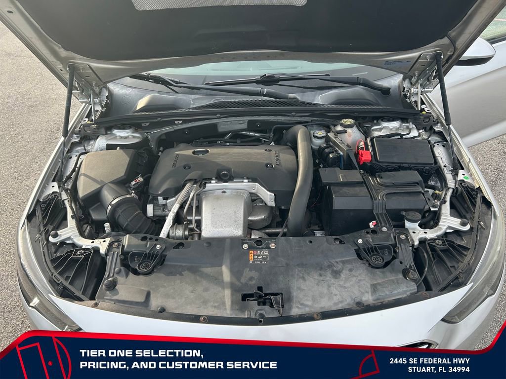 Used 2018 Buick Regal Preferred w/ Sights and Sounds Package FWD image 11