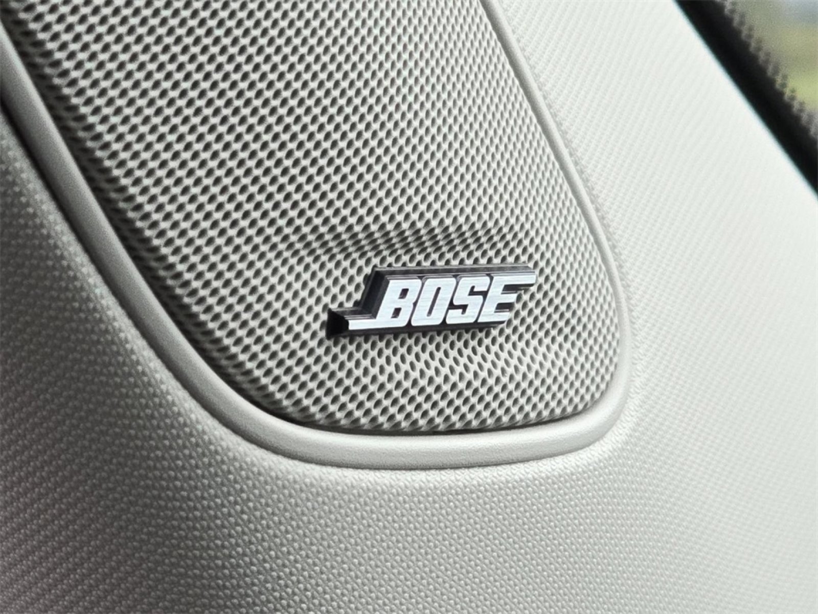 New 2025 Honda Pilot Touring image 8