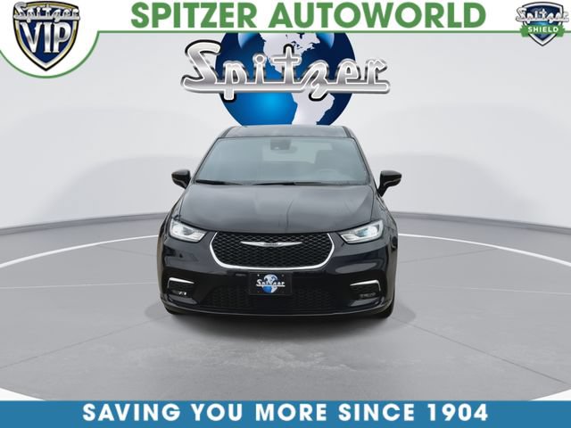 Used 2025 Chrysler Pacifica Select FWD image 4