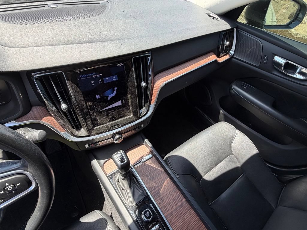 Used 2021 Volvo S60 T5 Momentum FWD image 18