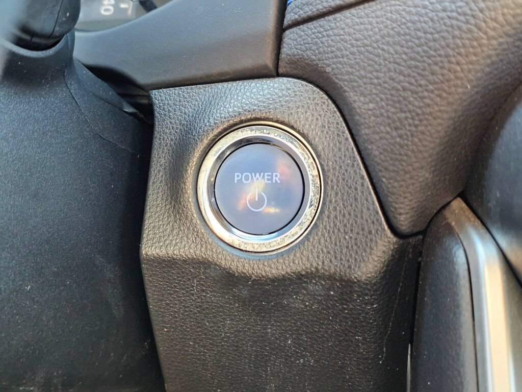 Used 2019 Toyota RAV4 XSE AWD/4WD image 18
