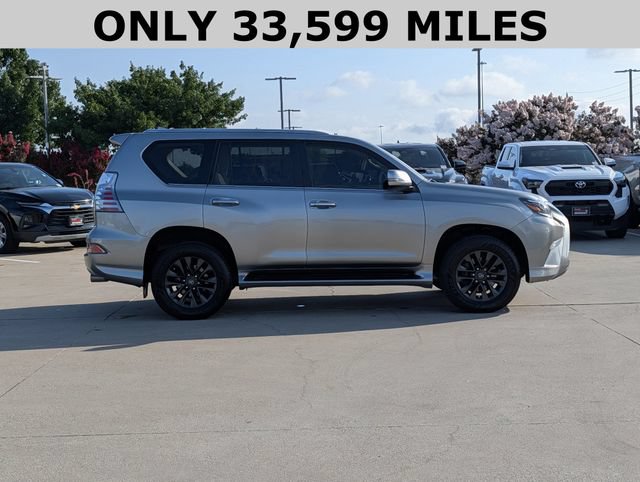 Used 2022 Lexus GX 460 Premium w/ Premium Package AWD/4WD image 4