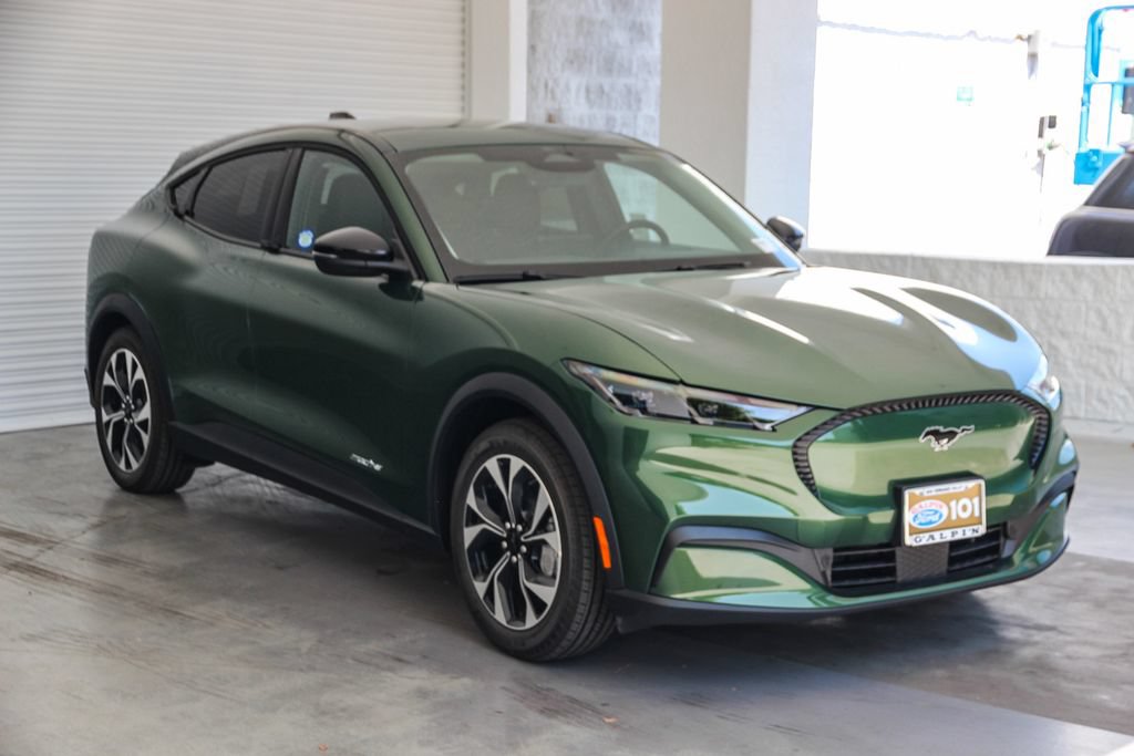 New 2026 Ford Mustang Mach-E Select RWD image 3