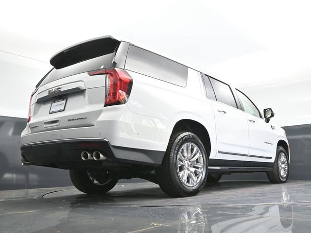 Used 2024 GMC Yukon XL Denali w/ Advanced Technology Package AWD/4WD image 35