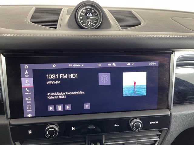 New 2025 Porsche Macan image 41