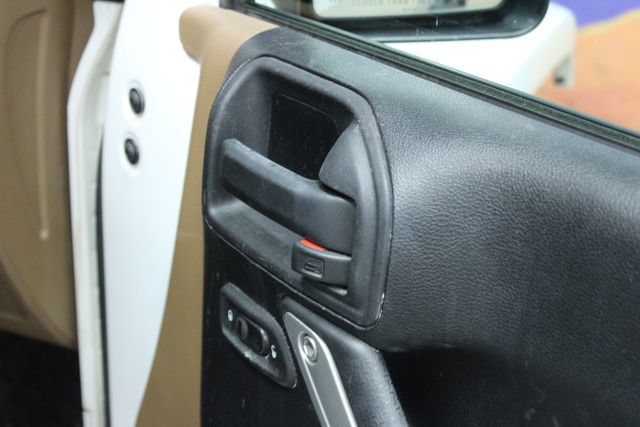 Used 2012 Jeep Wrangler Sahara w/ Dual Top Group AWD/4WD image 9
