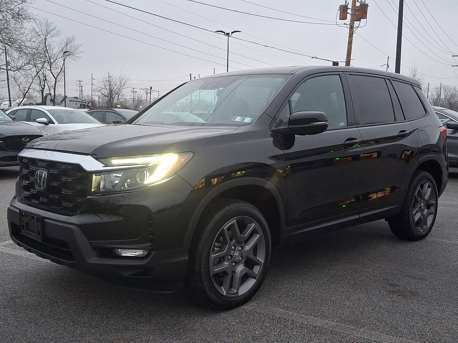 Used 2023 Honda Passport EX-L image 3