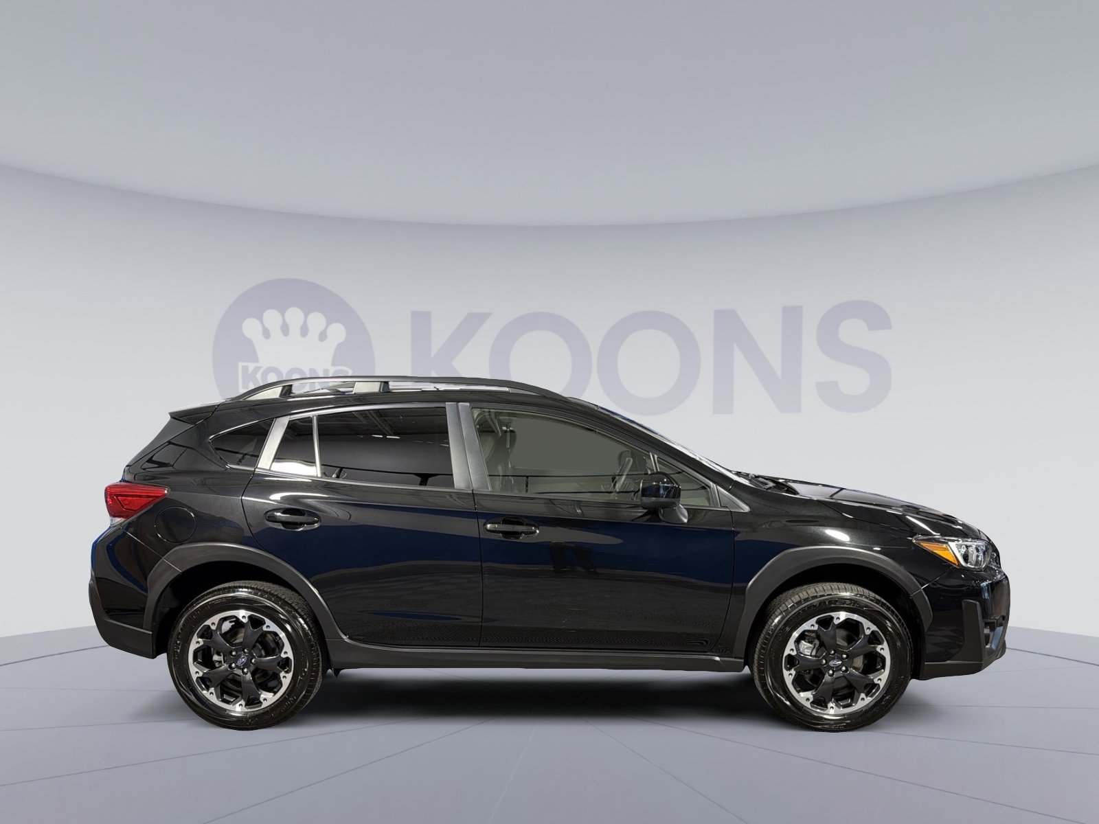 Used 2023 Subaru Crosstrek 2.0i Premium image 8