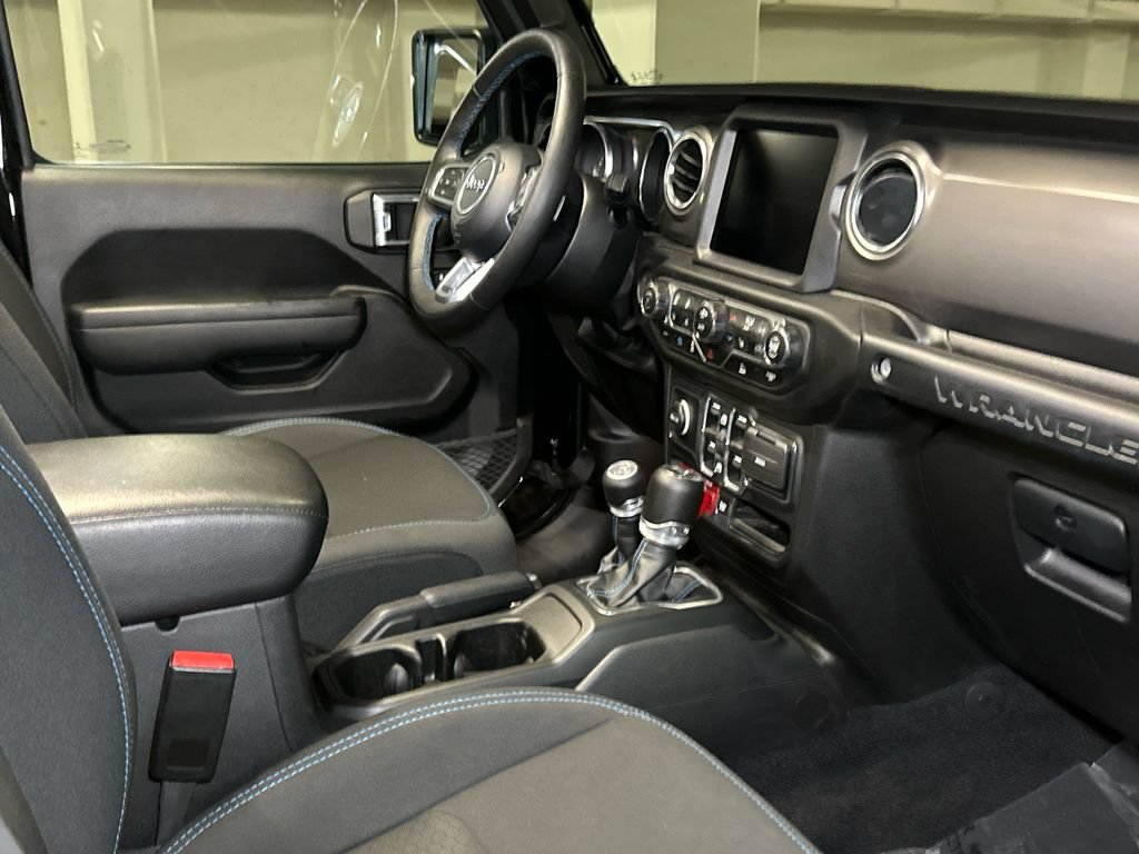 Used 2023 Jeep Wrangler Unlimited Rubicon 4xe w/ Steel Bumper Group AWD/4WD image 10