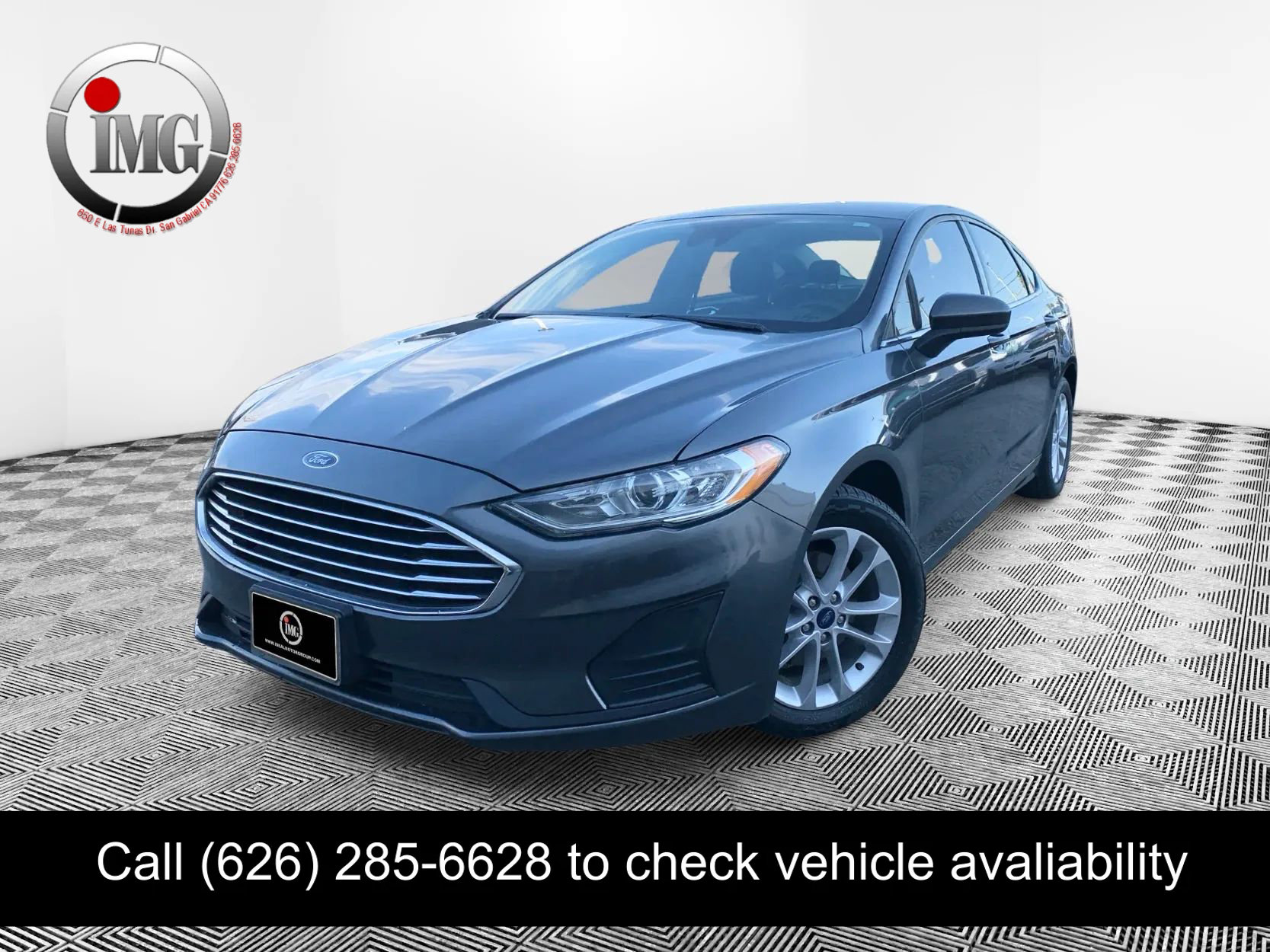Used 2020 Ford Fusion SE image 1