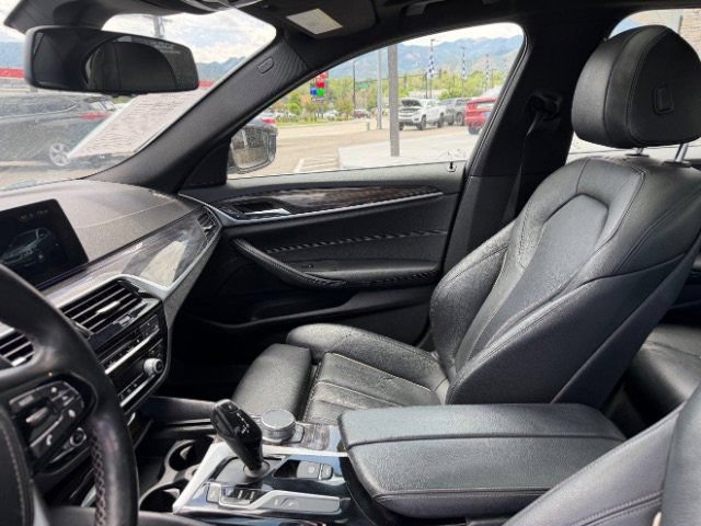 Used 2018 BMW 530e xDrive AWD/4WD image 22