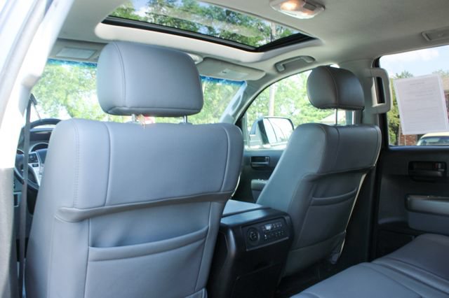 Used 2014 Toyota Sequoia SR5 w/ Premium Package AWD/4WD image 31