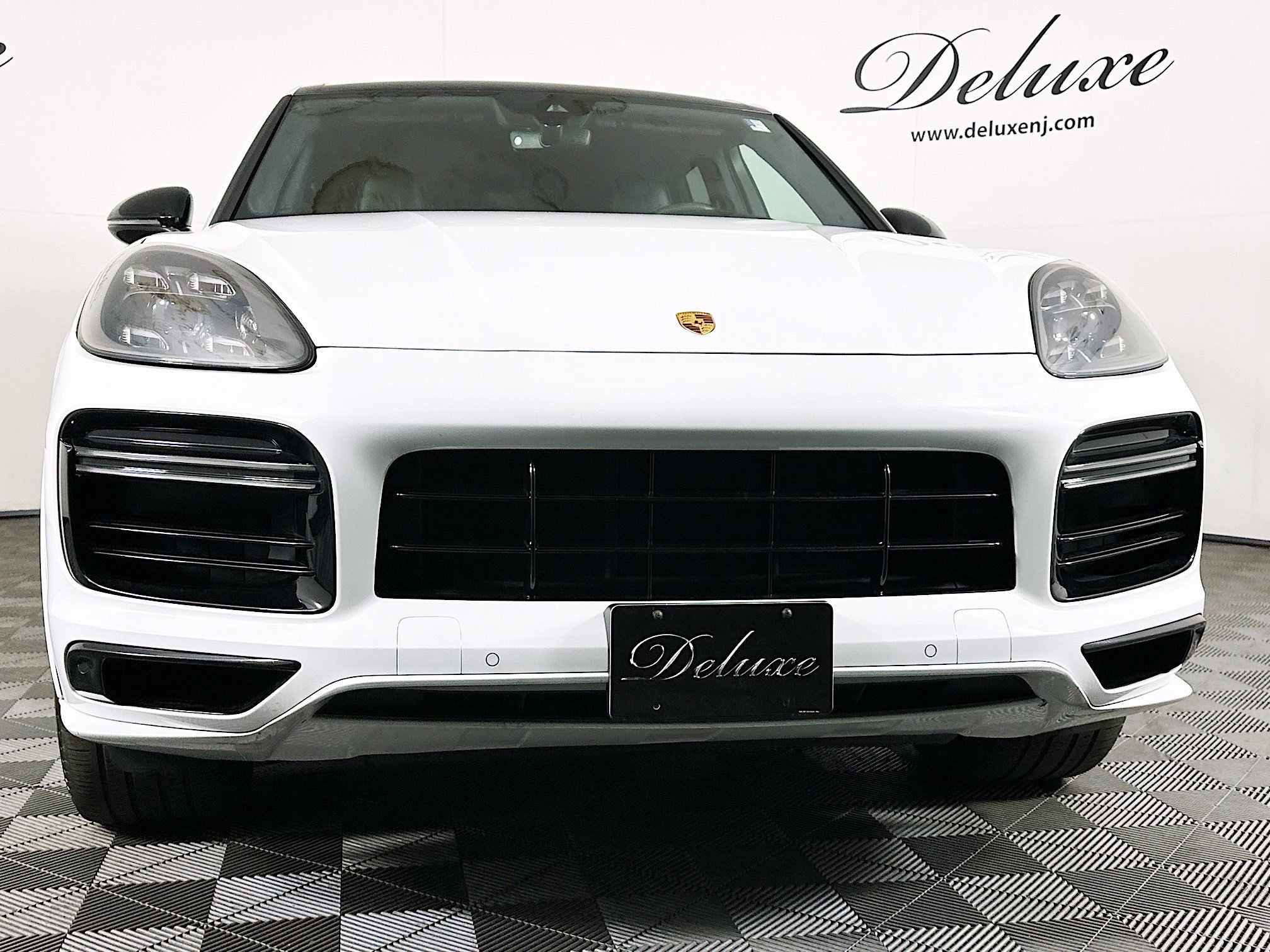 Used 2021 Porsche Cayenne Turbo image 30