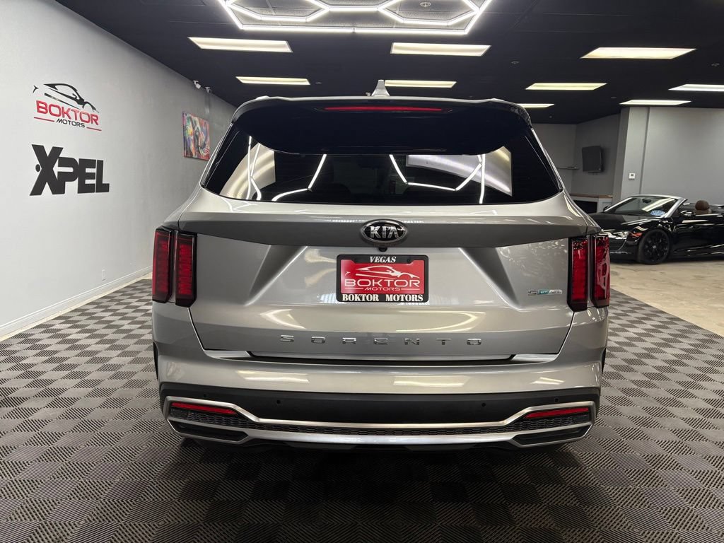 Used 2021 Kia Sorento S FWD image 11