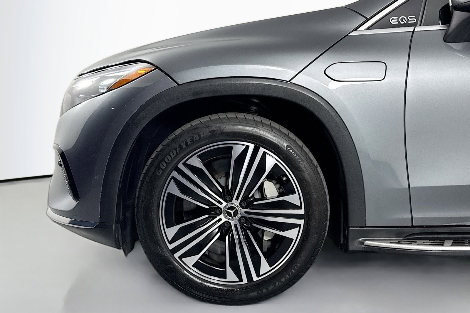 Certified 2023 Mercedes-Benz EQS 450+ SUV image 12