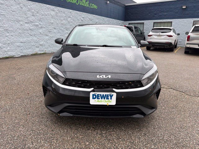 Used 2022 Kia Forte LXS FWD image 9