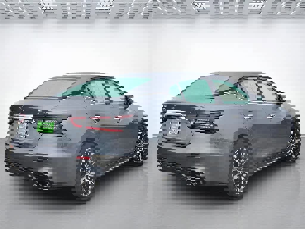 Used 2023 Nissan Maxima SV w/ Floor Mat Group image 6
