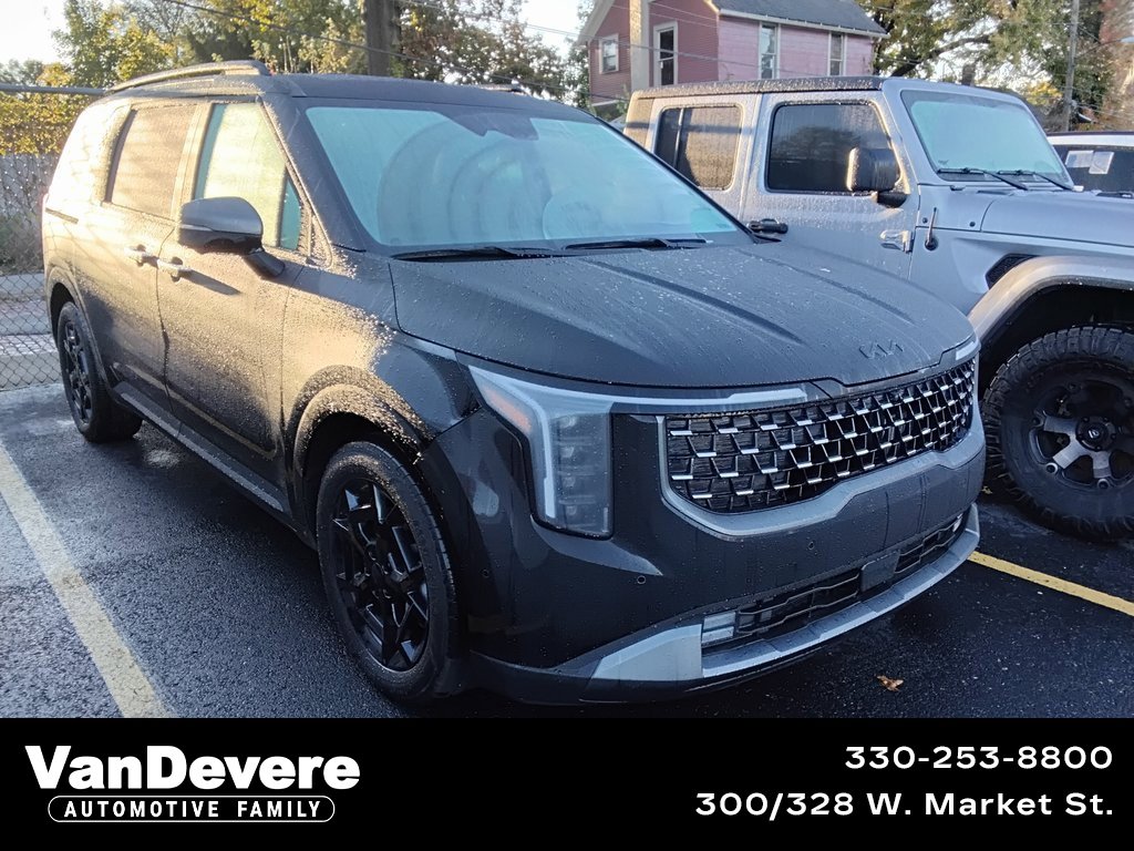 Used 2025 Kia Carnival SX Prestige