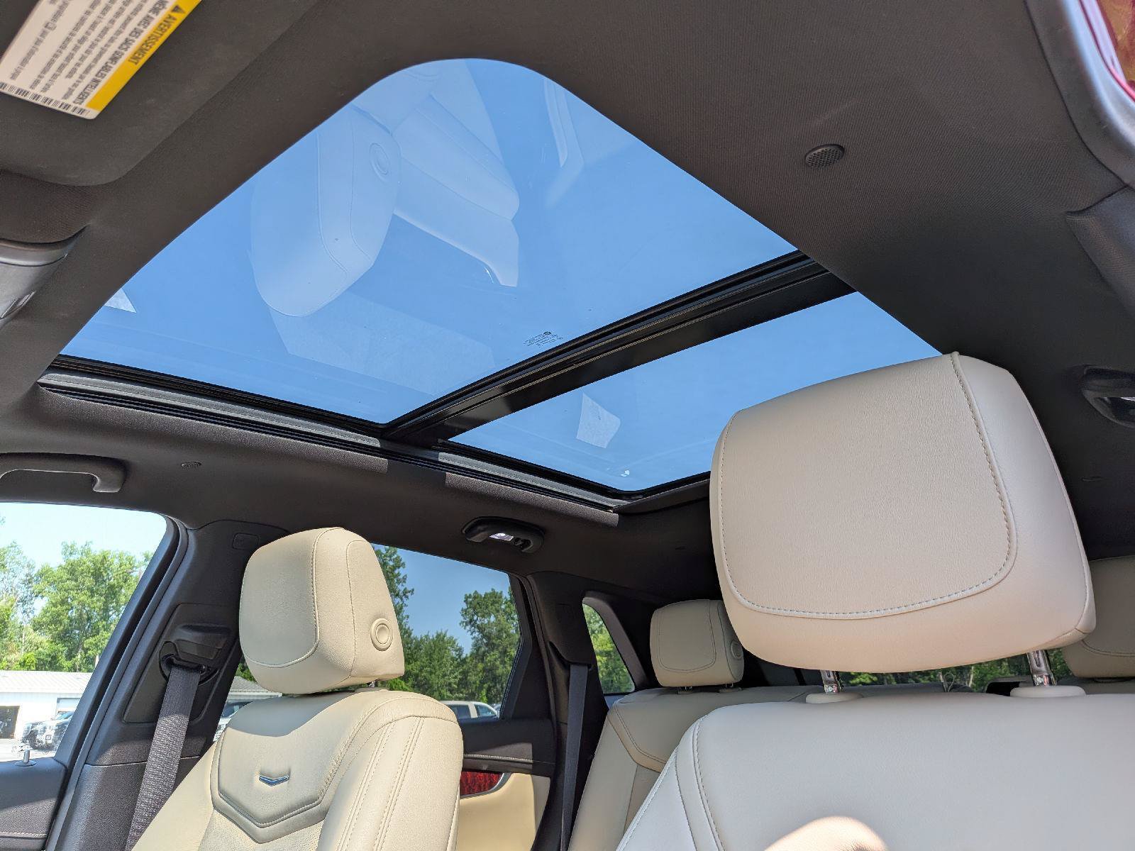 Used 2019 Cadillac XT5 Premium Luxury AWD/4WD image 12