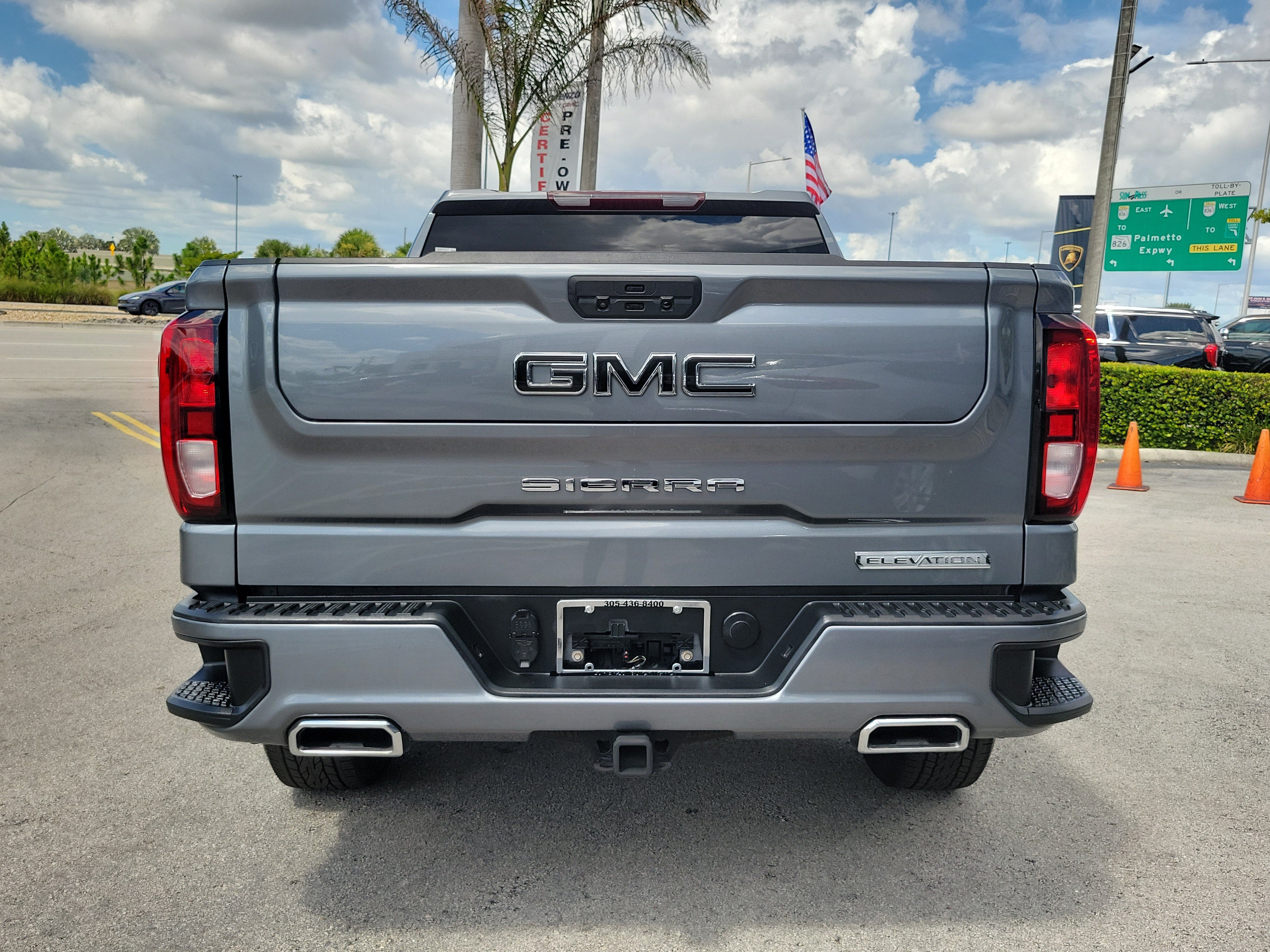Used 2021 GMC Sierra 1500 Elevation w/ X31 Off-Road Package AWD/4WD image 6