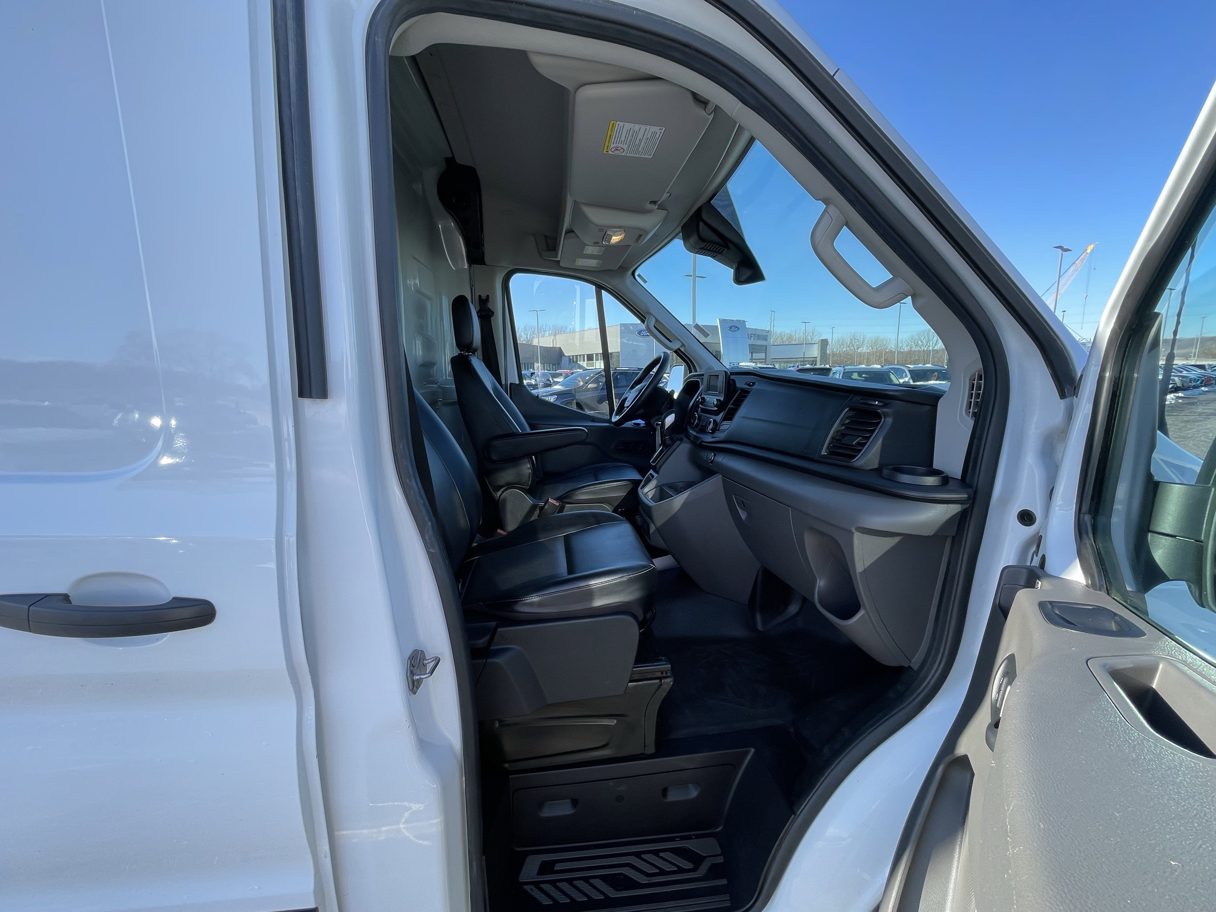 Used 2020 Ford Transit 250 Medium Roof w/ Load Area Protection Package image 34