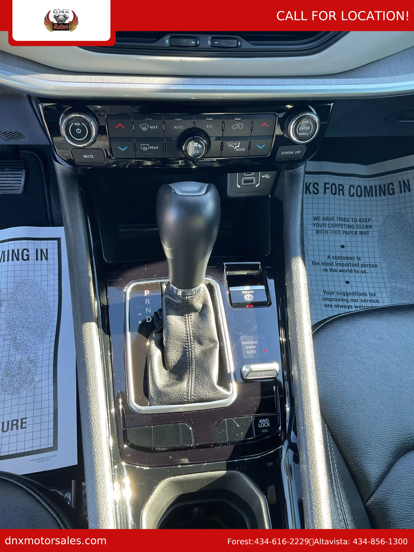 Used 2025 Jeep Compass Limited image 32